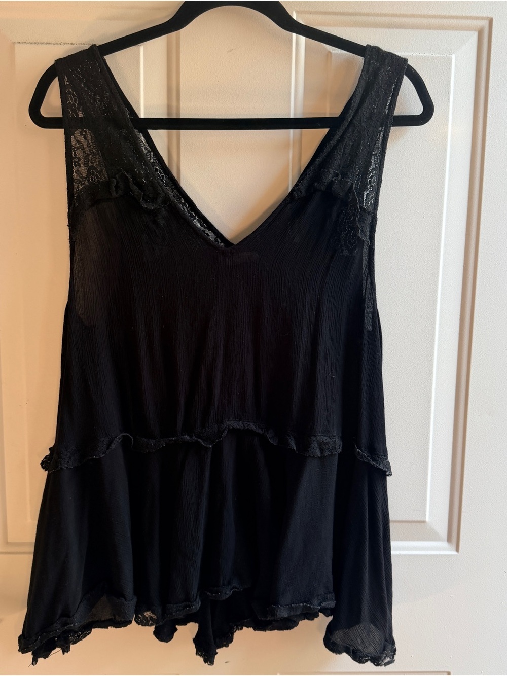 Free People Black Lace-Trim tiered V-Neck Tank top medium